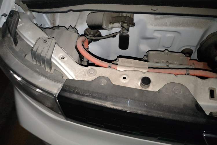 Used Wuling Hongguang MINIEV 2022 Easy Version Lithium Iron Phosphate
