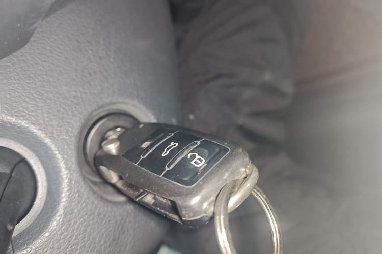 Used Skoda Rapid Spaceback 2014 1.6L Automatic Enjoyment Edition
