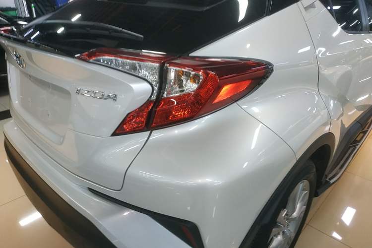 Used Toyota IZOA 2021 2.0L Enjoy Edition
