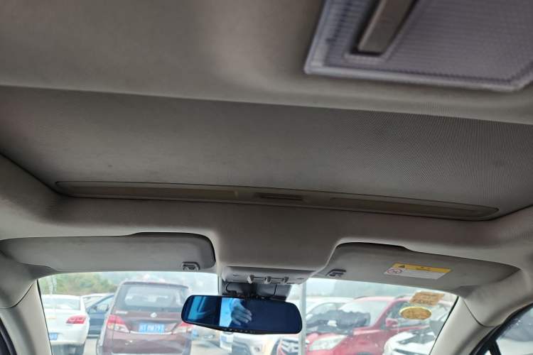 Used Chevrolet Trax 2016 1.4T Manual Two-Wheel Drive Comfort Version with Sunroof
