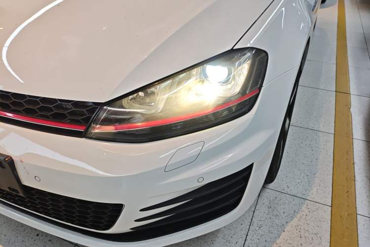 Used Volkswagen Golf GTI 2016 2.0 TSI GTI
