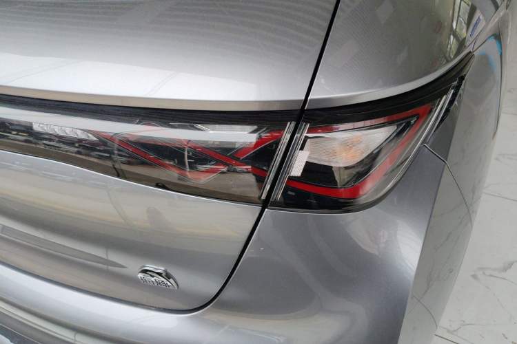 Used BYD Dolphin 2023 420 km Fashion Edition
