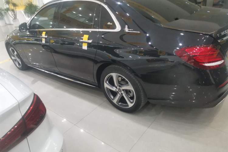 Used Mercedes-Benz E-Class 2019 Restyled E 300 L Sporty and Stylish Edition
