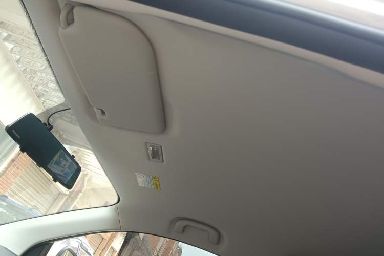 Used Roewe Clever 2022 311km QiQi BoBo Edition
