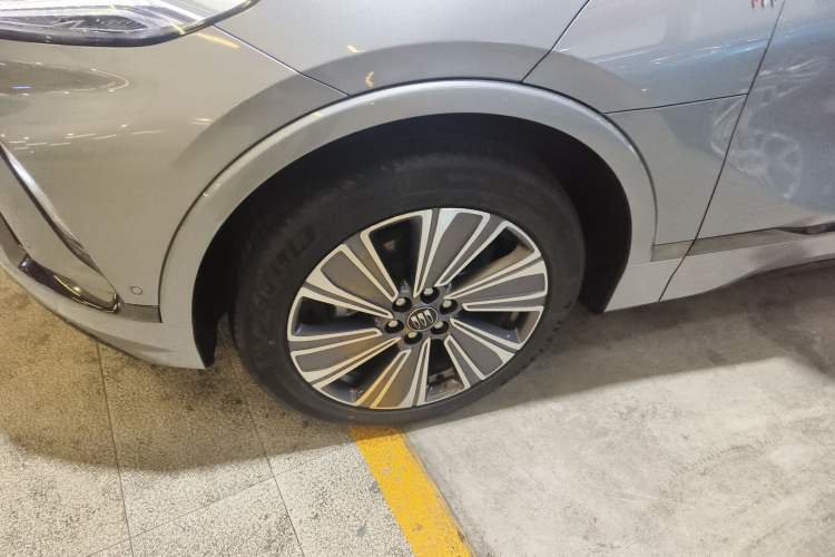 Used Buick E5 2023 Zhenxiang Standard Range Edition