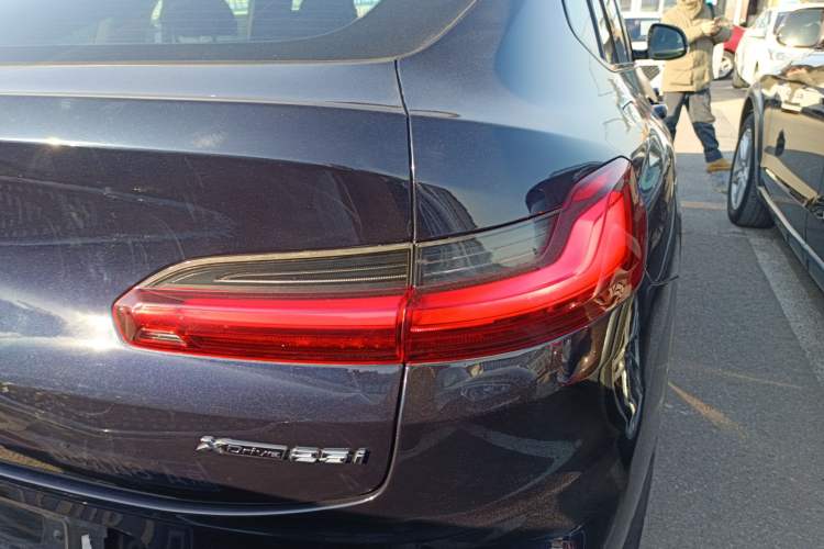 Used BMW X4 2019 xDrive25i M Sport Package
