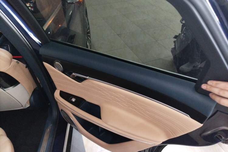 Used VOYAH FREE 2021 Two-Wheel Drive Standard Pure Electric City Edition
