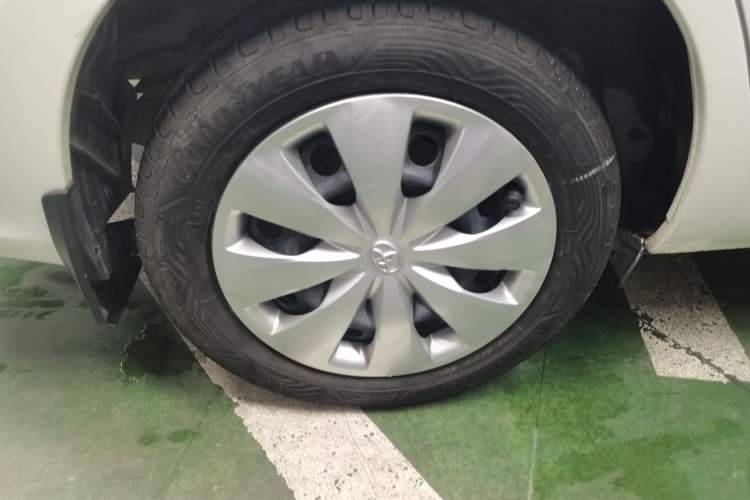 Used Toyota YARiS L 2017 1.5E CVT Dynamic Edition
