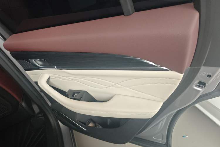 Used Geely Auto Monjaro L 2023 2.0TD High-Power Automatic Two-Wheel Drive Flagship Version
