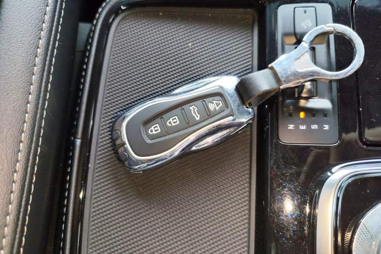 Used Ford Equator 2023 EcoBoost 225 Platinum Edition 7-Seater (2/2/3)
