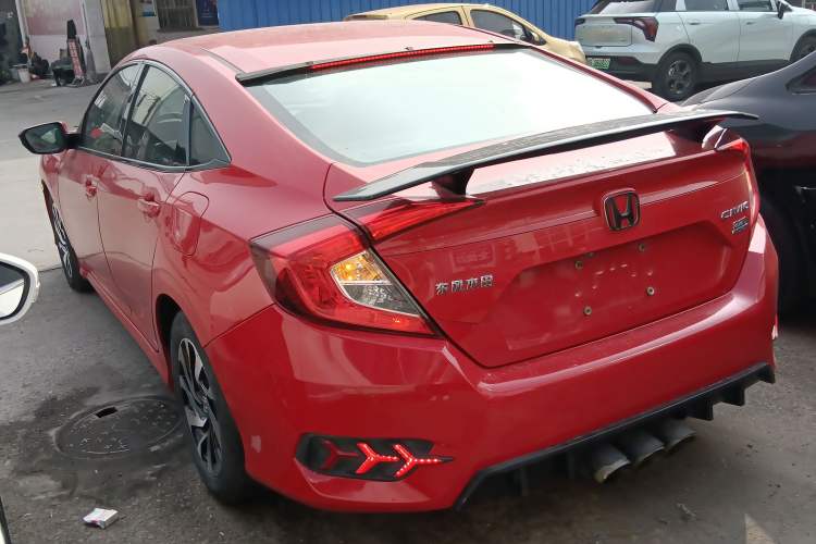 Used Honda Civic 2016 220TURBO CVT Luxury Edition
