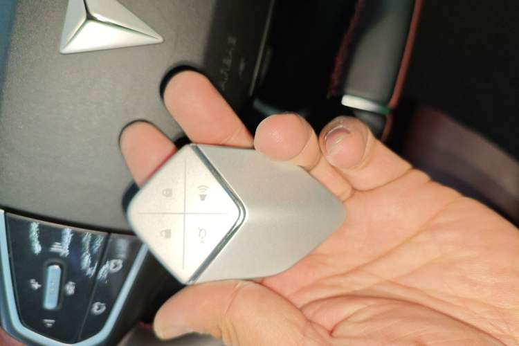 Used  SL03 2022 515 Pure Electric Version
