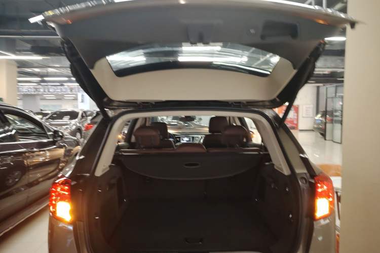 Used Buick Envision 2017 28T Four-Wheel Drive Luxury Model
