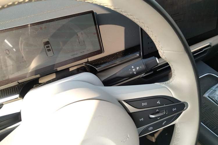 Used VOYAH Dream 2025 PHEV Four-Wheel-Drive Flagship Kunpeng Edition