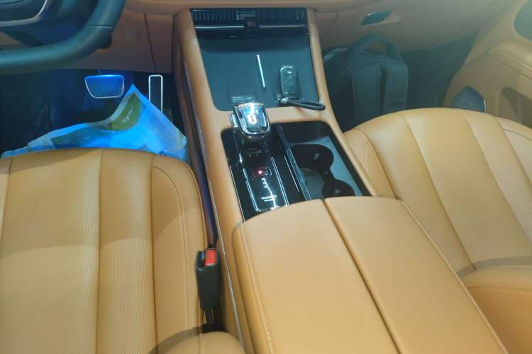 Used Hima AITO M7 2024 1.5T Intelligent Driving 4WD Pro Edition 6 Seats
