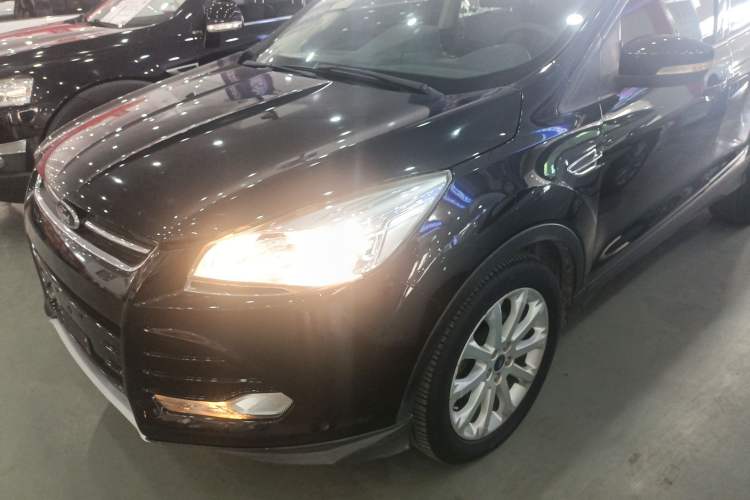 Used Ford Kuga 2015 1.5L GTDi Two-Wheel-Drive Comfort Model
