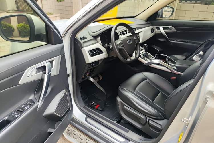 Used Geely Auto Emgrand X7 Sport 2016 1.8TD Automatic Smart Connectivity Version
