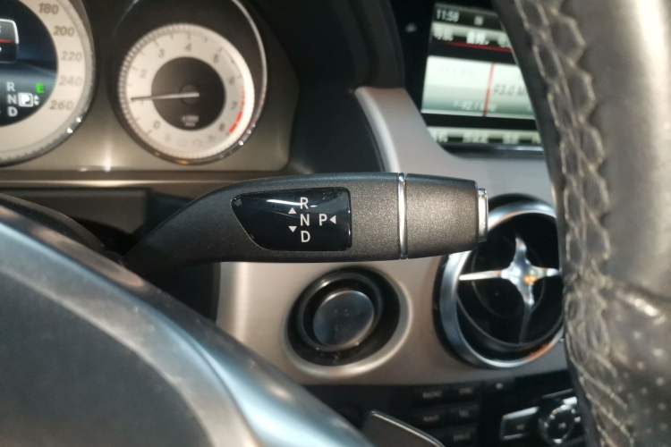 Used Mercedes-Benz GLK-Class 2015 GLK 300 4MATIC Fashion Edition Ultimate Version