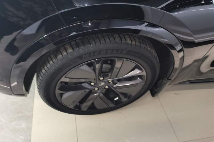 Used Li Auto L8 2024 Max
