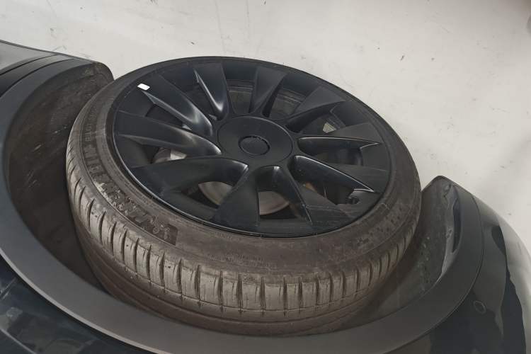 Used Tesla Model Y 2022 Revised Version Long-Range All-Wheel Drive