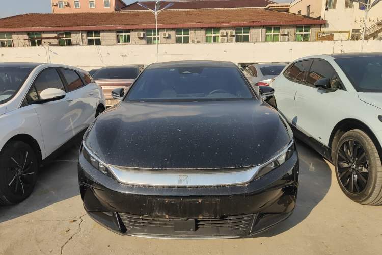 Used BYD Han 2023 EV Champion Edition 605KM Front-Drive Premium Model
