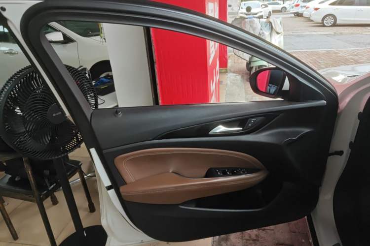 Used Buick Regal 2017 20T Luxury Model
