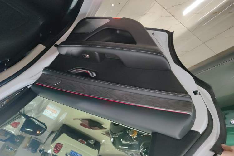 Used Hima AITO M5 2022 Extended-Range Four-Wheel Drive Performance Version
