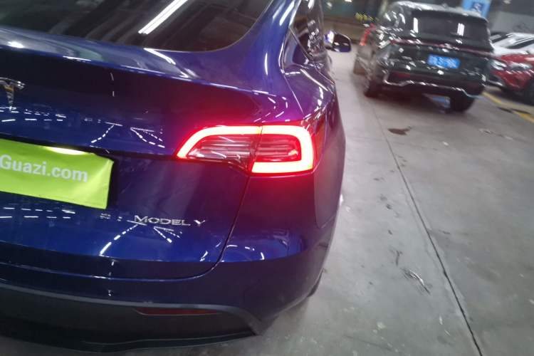 Used Tesla Model Y 2024 Rear-Wheel-Drive Version
