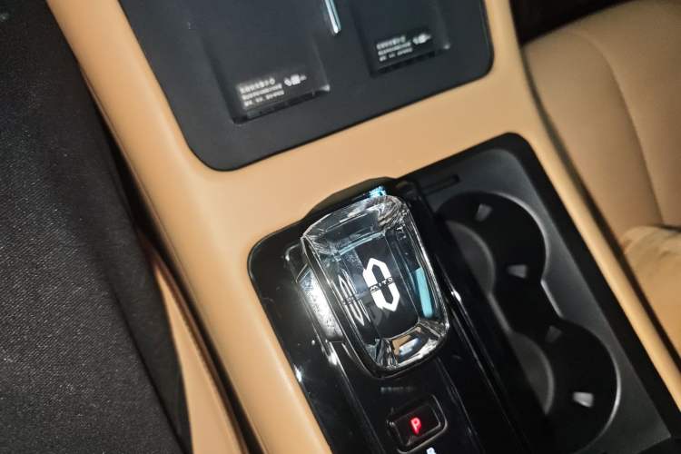 Used Hima AITO M7 2024 1.5T Intelligent Driving Rear-Drive Pro Version 5 Seats
