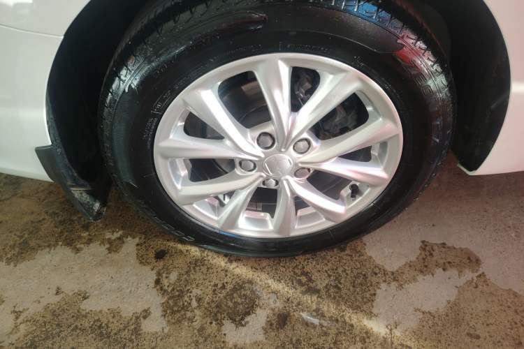 Used Roewe i5 2020 1.5L Automatic 4G Connected Linghao Edition
