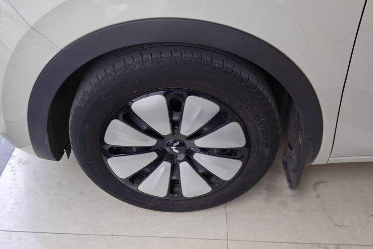 Used Wuling Bingo 2023 333 km Lingxi Connected Version
