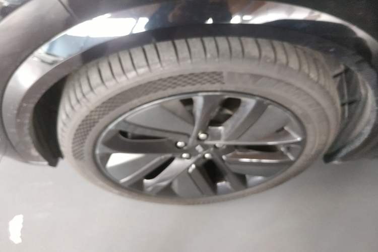 Used Li Auto L9 2024 Ultra Model
