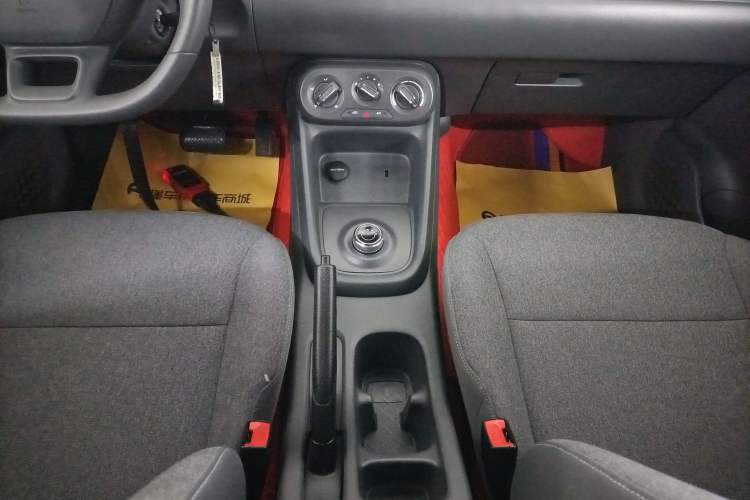 Used Wuling Hongguang New Energy 2025 Extended-Range Hybrid 50KM Comfort Version