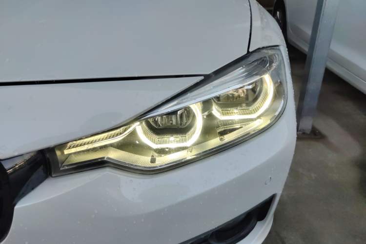 Used BMW 3 Series 2018 320Li Fashion Model
