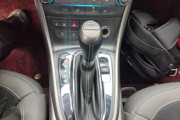 Used Chevrolet Malibu 2014 2.0L Automatic Luxury Edition