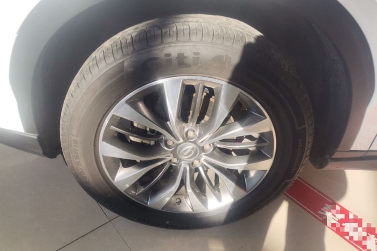 Used GAC Trumpchi GS8 2017 320T Two-Wheel Drive Luxury Smart Connectivity Version (7 Seats)
