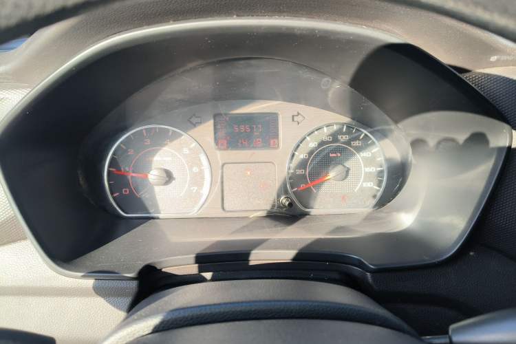 Used Wuling Hongguang V 2022 1.5L Jingqu Edition Electric-Assist LAR
