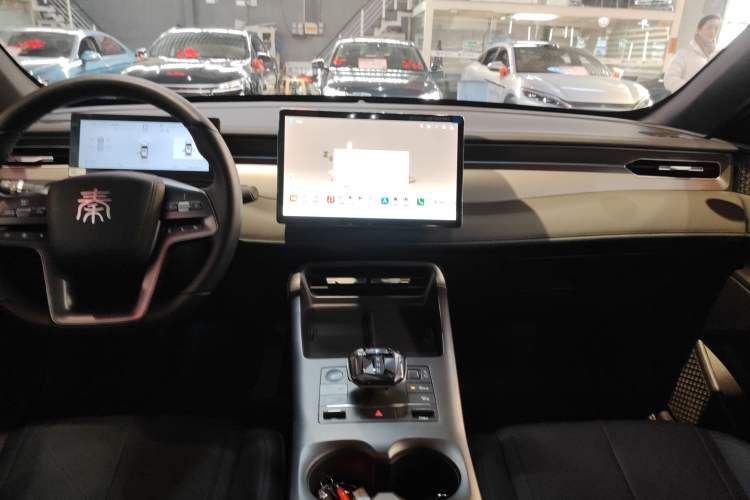 Used BYD Qin PLUS 2025 DM-i Smart Drive 120KM Superior Model