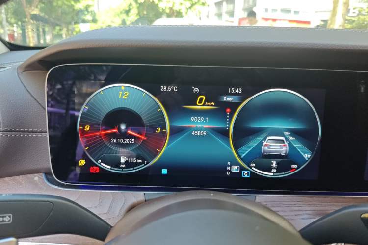 Used Mercedes-Benz E-Class 2022 Updated E 260 L
