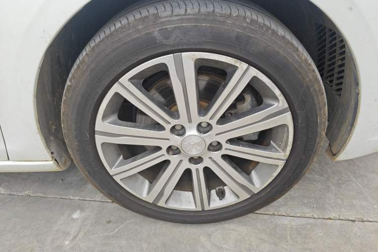 Used Peugeot 408 2016 1.6T Automatic Luxury Edition