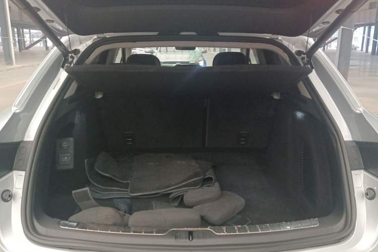 Used Hima AITO M5 2022 Extended-Range Four-Wheel Drive Flagship Edition
