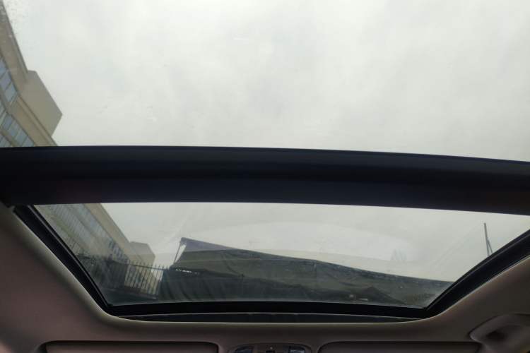 Used Kia K5 2016 1.6T Automatic LUX
