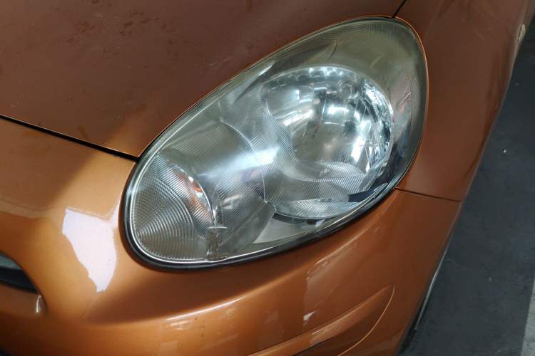 Used Nissan March 2010 1.5L Automatic Easy-Style Version
