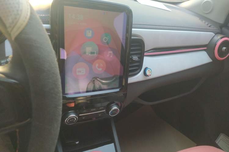 Used Chery Little Ant 2022 Revised Version Sweet Pink Edition Half-Sugar Version Lithium Iron Phosphate 30.7 kWh 30 kW 301 km
