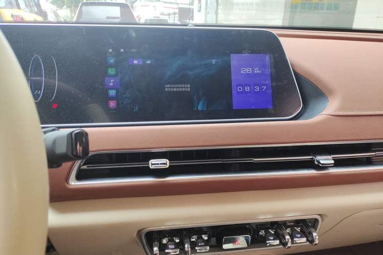 Used ORA Good Cat 2021 400km Standard Range Venus Edition Lithium Iron Phosphate
