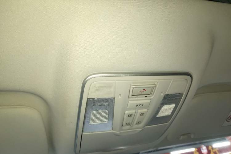 Used Oshan X7 PLUS 2022 1.5T Blue Whale Edition Automatic ZhiZun Model
