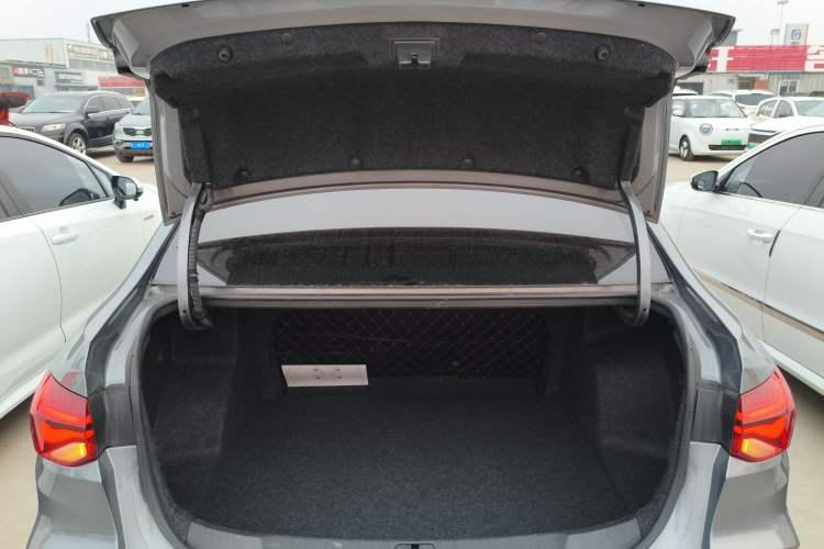 Used Chevrolet Monza 2020 320 Automatic Enjoyment Edition