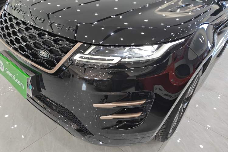 Used Land Rover Range Rover Evoque 2023 Aurora L 249 PS Collins Antique Bronze Special Edition
