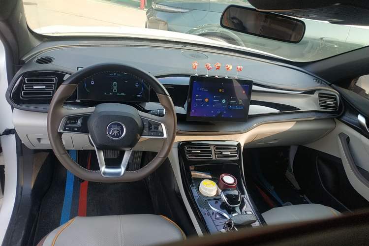 Used BYD Qin PLUS 2024 HONOR Edition DM-i 55KM Leading Model
