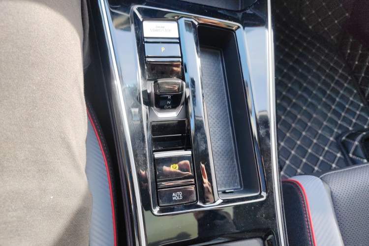 Used Volkswagen Lamando 2025 Lavida L 280TSI DSG Cool & Spicy Edition
